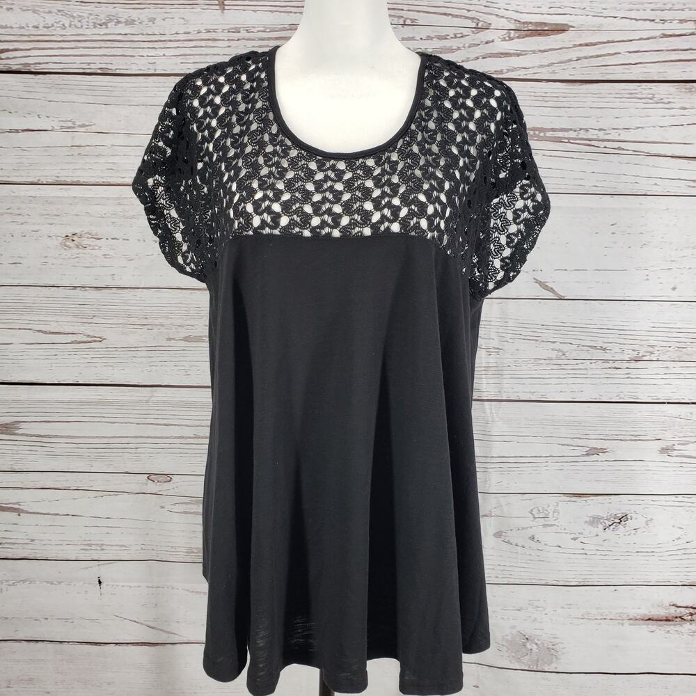 Umgee New Women's Black Lace Crochet Hi -Low Hem Top Size Large